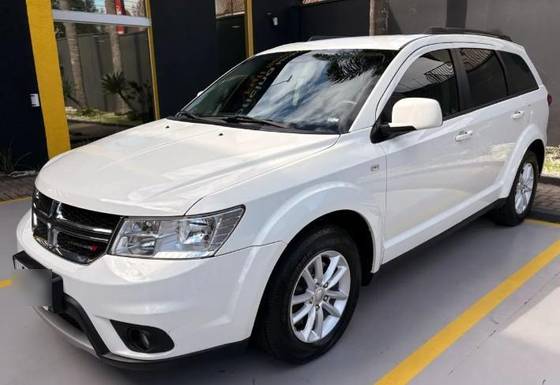 DODGE JOURNEY 3.6 SXT V6 GASOLINA 4P AUTOMÁTICO DODGE JOURNEY 3.6 SXT V6 GASOLINA 4P AUTOMÁTICO